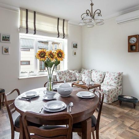 Cheerful Air Conditioned Apartment With Mezzanine And Parking - Old Town Krakow Exterior photo
