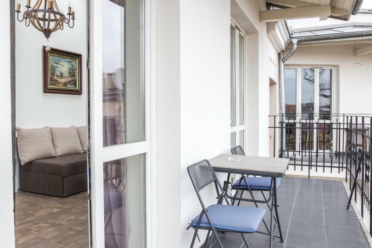Cheerful Air Conditioned Apartment With Mezzanine And Parking - Old Town Krakow Exterior photo