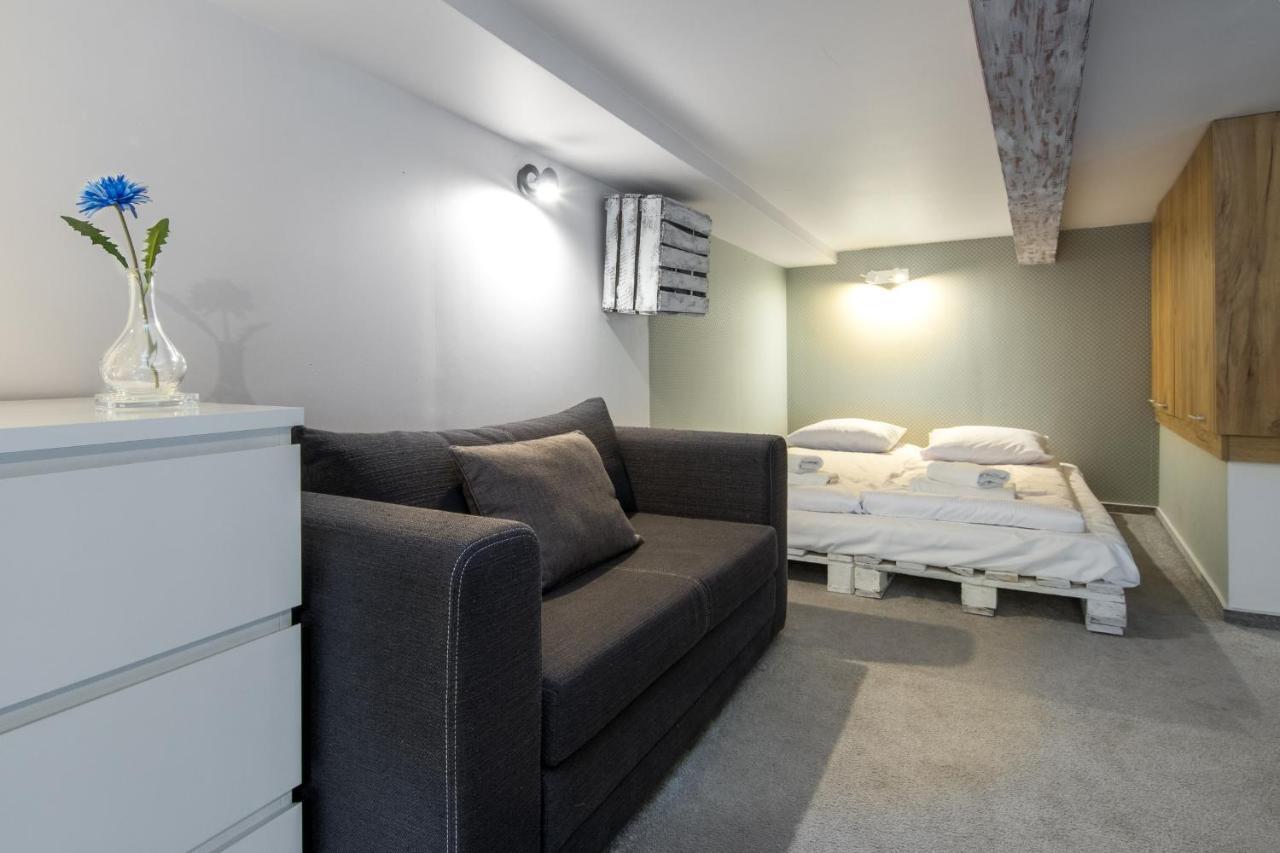 Cheerful Air Conditioned Apartment With Mezzanine And Parking - Old Town Krakow Exterior photo