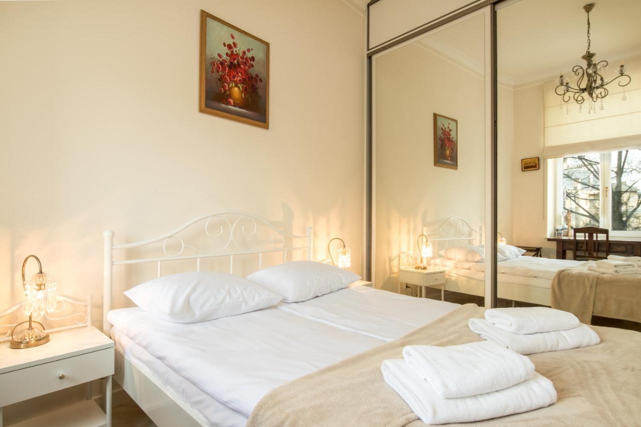 Cheerful Air Conditioned Apartment With Mezzanine And Parking - Old Town Krakow Exterior photo
