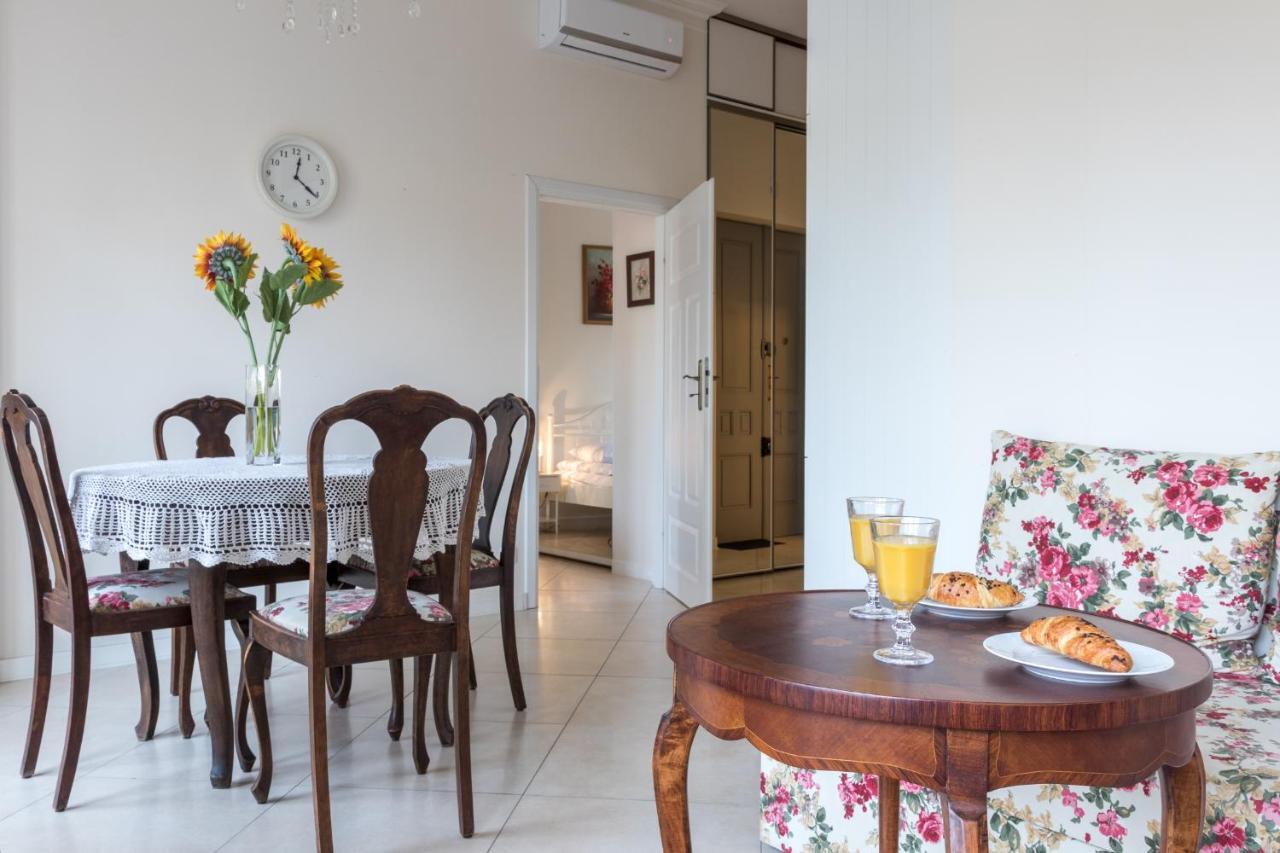 Cheerful Air Conditioned Apartment With Mezzanine And Parking - Old Town Krakow Exterior photo